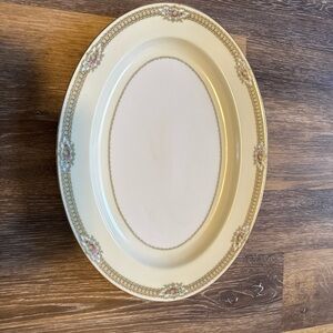 Elegant Cream Oval Serving Platter